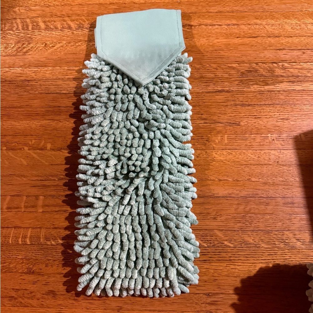 Norwex Chenille Sage Towel NWT